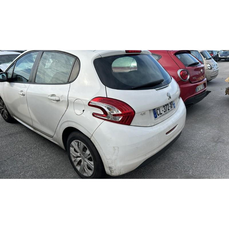 Attache ceinture avant droit PEUGEOT 208 1 Photo n°7