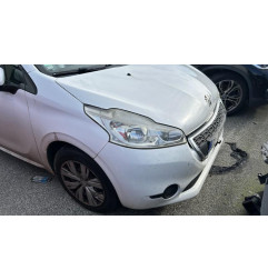 Attache ceinture avant droit PEUGEOT 208 1