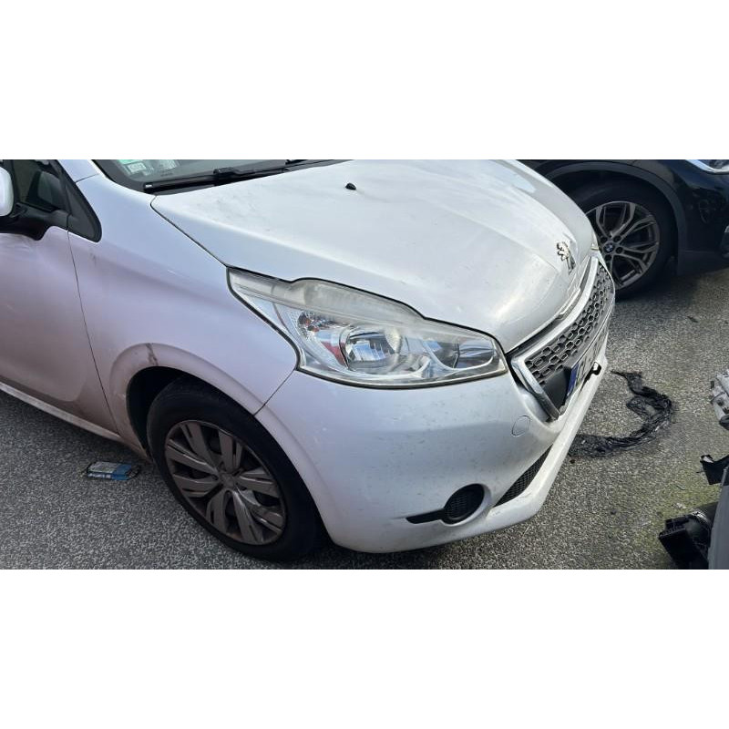 Attache ceinture avant droit PEUGEOT 208 1 Photo n°15