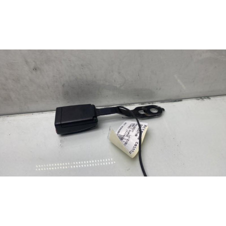 Attache ceinture avant gauche PEUGEOT 208 1 Photo n°1