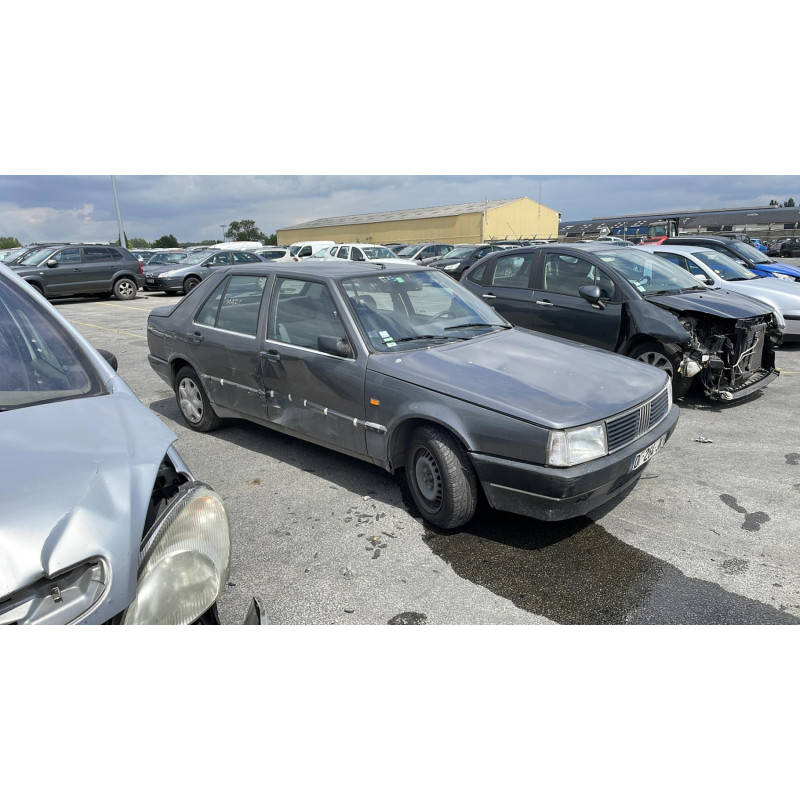 Feu arriere principal gauche (feux) FIAT CROMA 1 Photo n°4