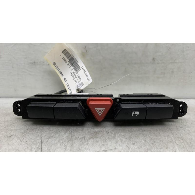 Bouton de warning KIA CEE-D 1 Photo n°2