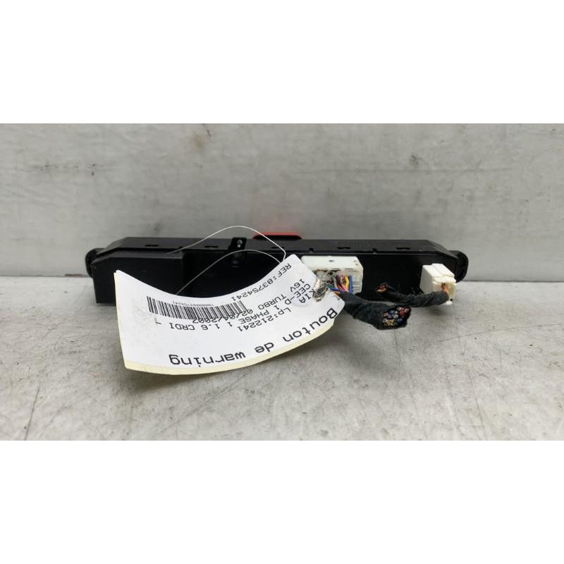 Bouton de warning KIA CEE-D 1 Photo n°3