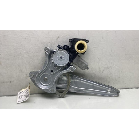 Leve vitre electrique arriere gauche TOYOTA VERSO Photo n°1