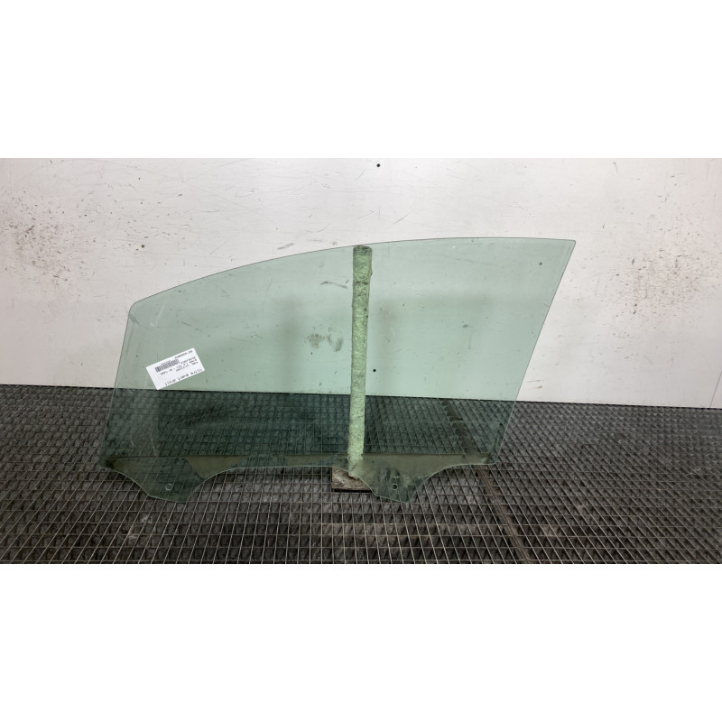 Vitre avant droit FORD B-MAX Photo n°7