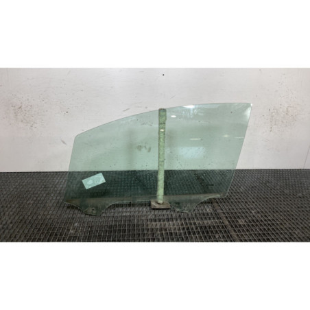 Vitre avant gauche FORD B-MAX Photo n°1