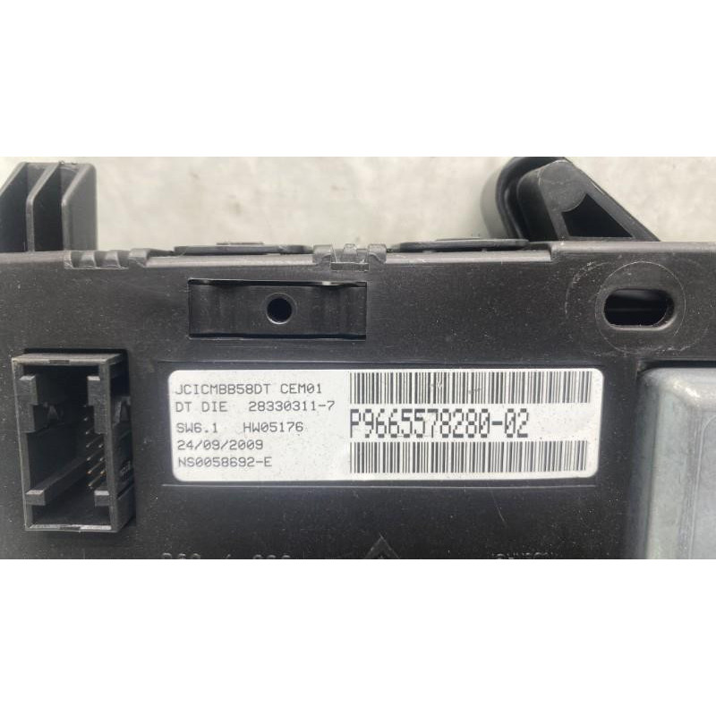 Compteur CITROEN C4 GRAND PICASSO 1 Photo n°8
