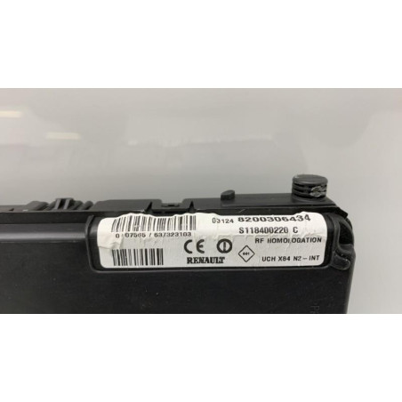 Boitier UCH RENAULT SCENIC 2