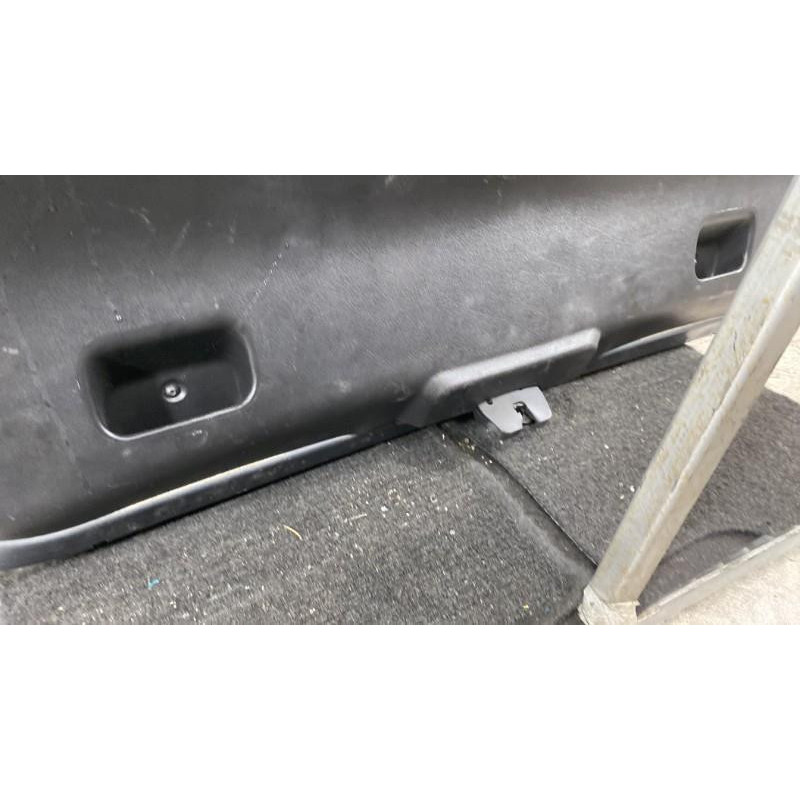Malle/Hayon arriere PEUGEOT 307 Photo n°8