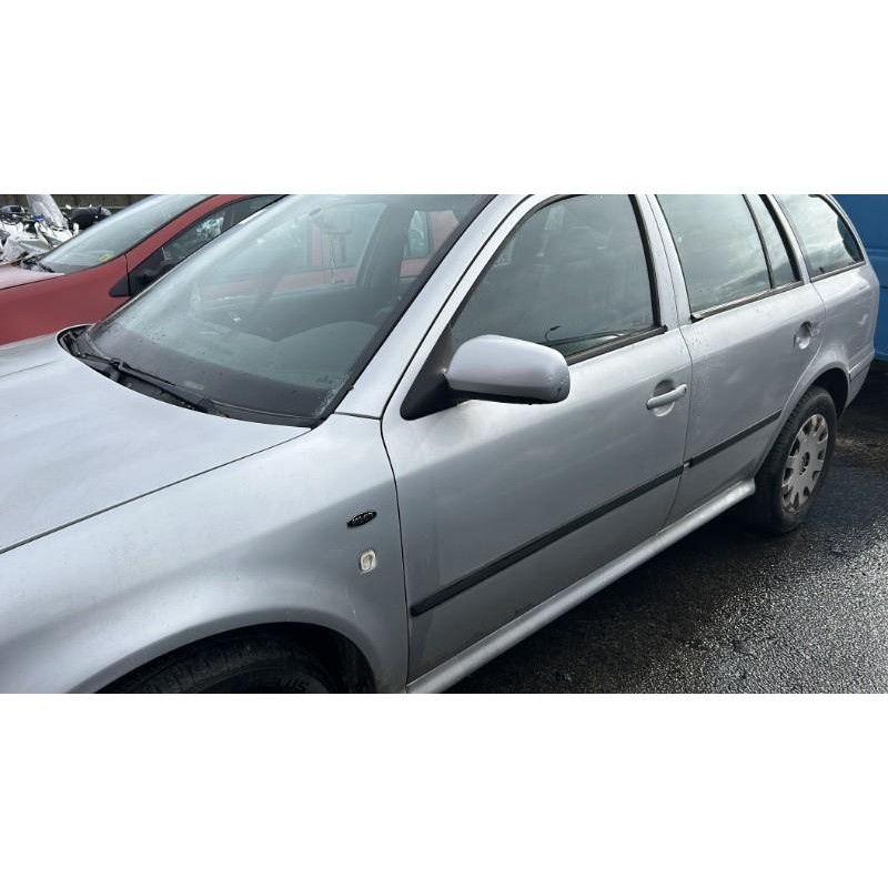 Feu arriere principal droit (feux) SKODA OCTAVIA 1 Photo n°15