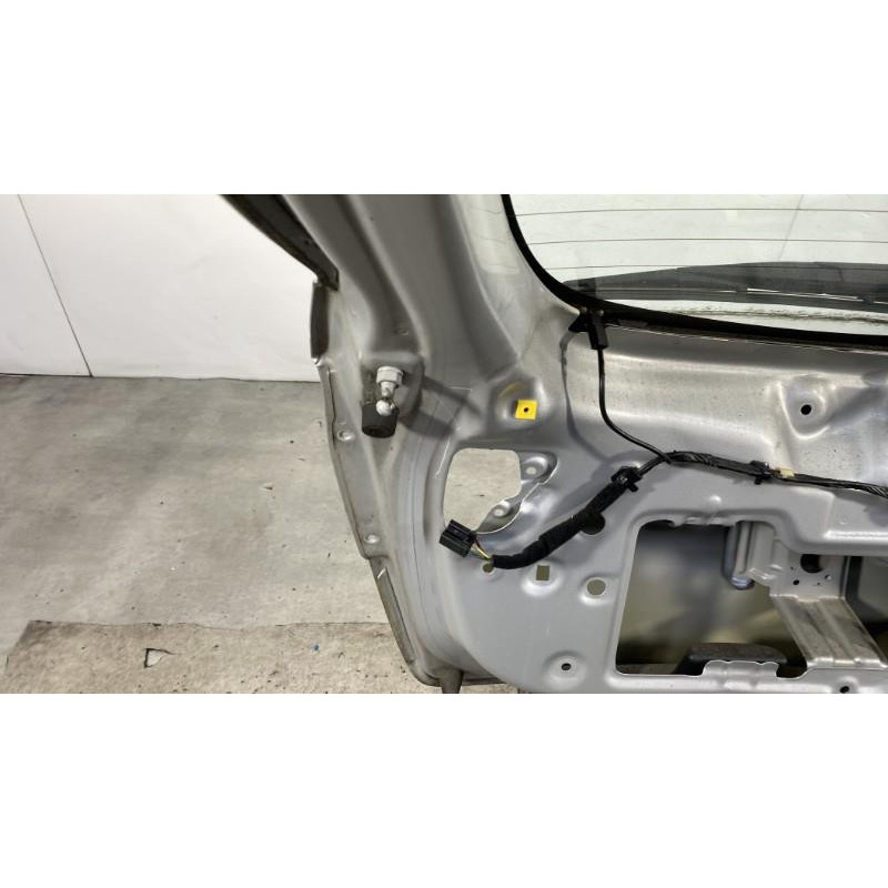 Malle/Hayon arriere KIA RIO 3 Photo n°8