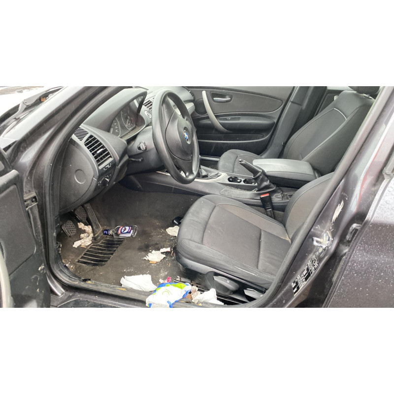 Calandre BMW SERIE 1 E87 Photo n°9
