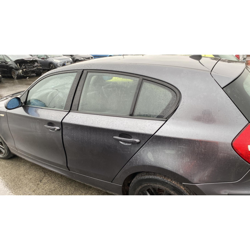 Calandre BMW SERIE 1 E87 Photo n°15