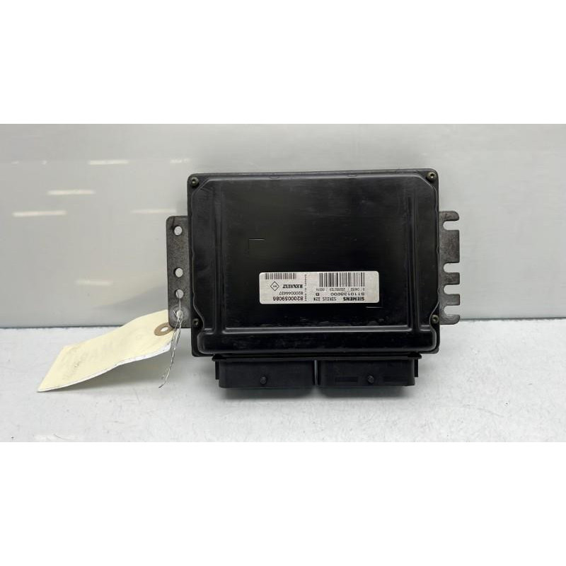 Calculateur moteur RENAULT CLIO 2 Photo n°3