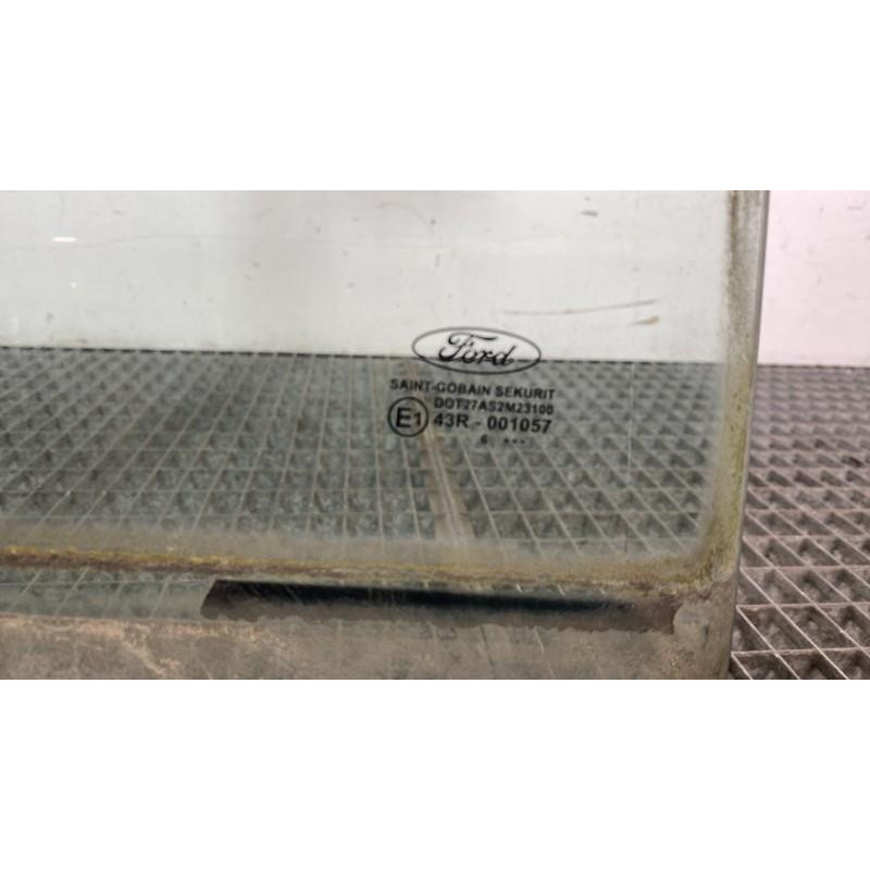 Vitre arriere droit FORD C-MAX 1 Photo n°5