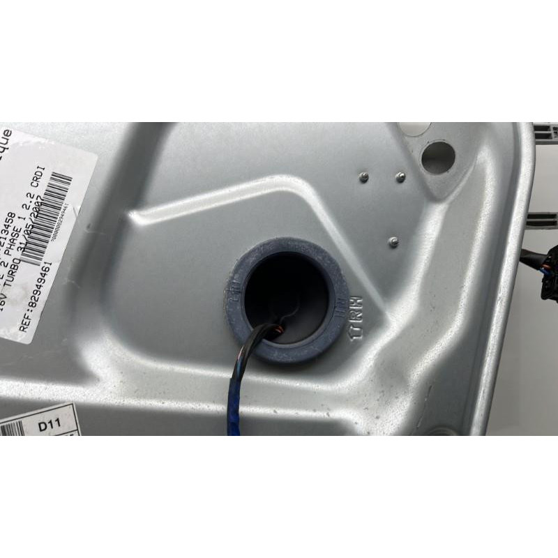Leve vitre electrique arriere droit HYUNDAI SANTA FE 2 Photo n°7