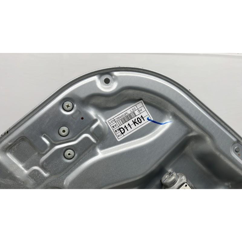 Leve vitre electrique arriere gauche HYUNDAI SANTA FE 2 Photo n°1