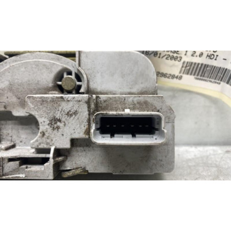 Serrure avant droit PEUGEOT 307