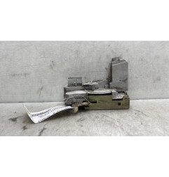 Serrure avant droit PEUGEOT 307