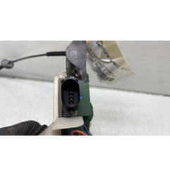 Serrure avant droit VOLKSWAGEN PASSAT 4