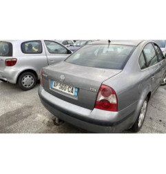 Serrure avant droit VOLKSWAGEN PASSAT 4