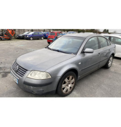 Serrure avant droit VOLKSWAGEN PASSAT 4