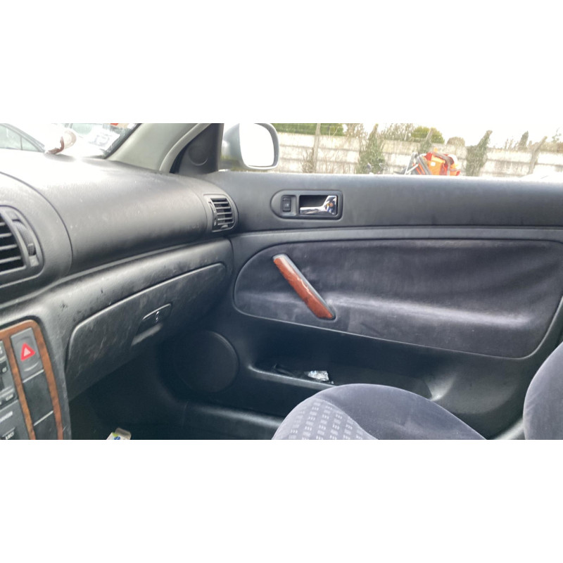 Serrure avant droit VOLKSWAGEN PASSAT 4 Photo n°9