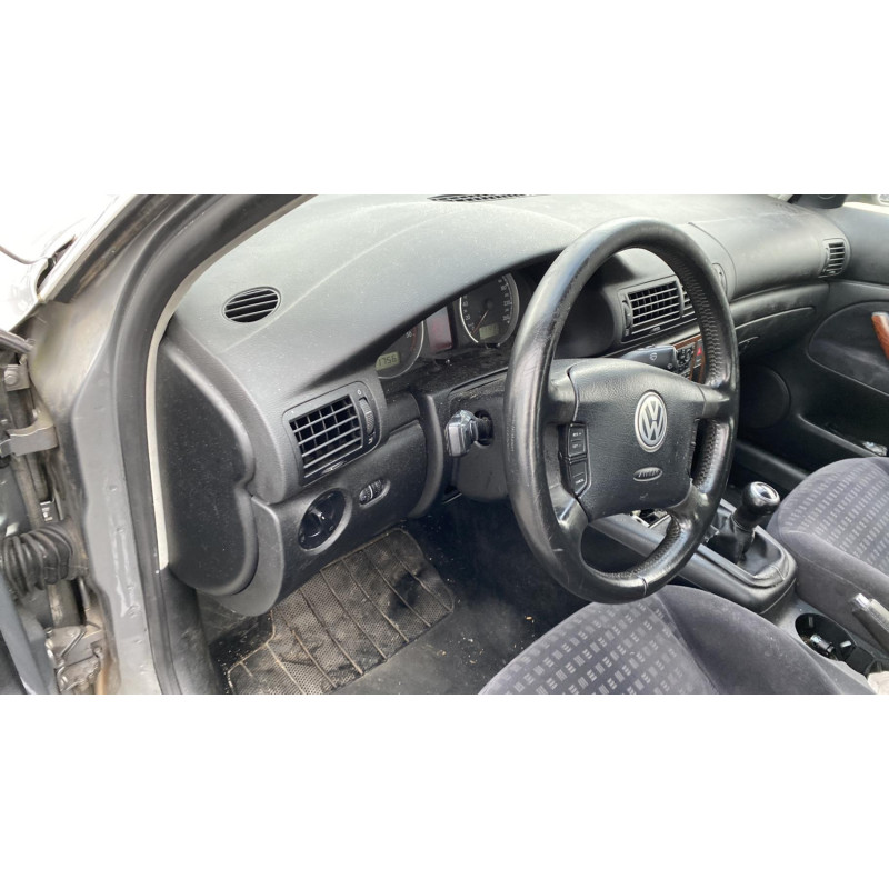 Serrure avant droit VOLKSWAGEN PASSAT 4 Photo n°12
