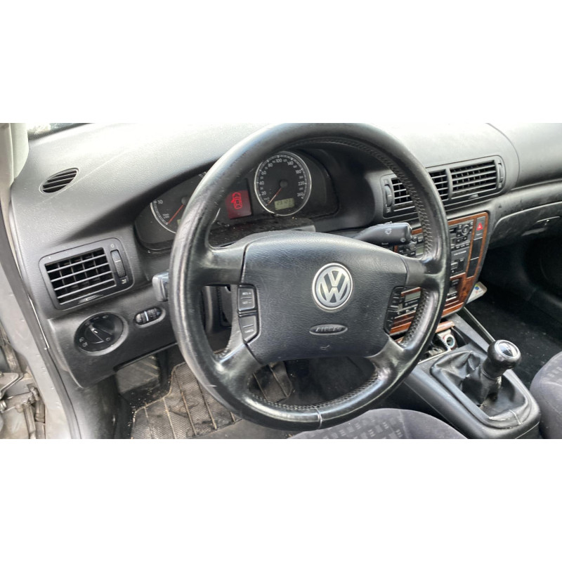 Serrure avant droit VOLKSWAGEN PASSAT 4 Photo n°14