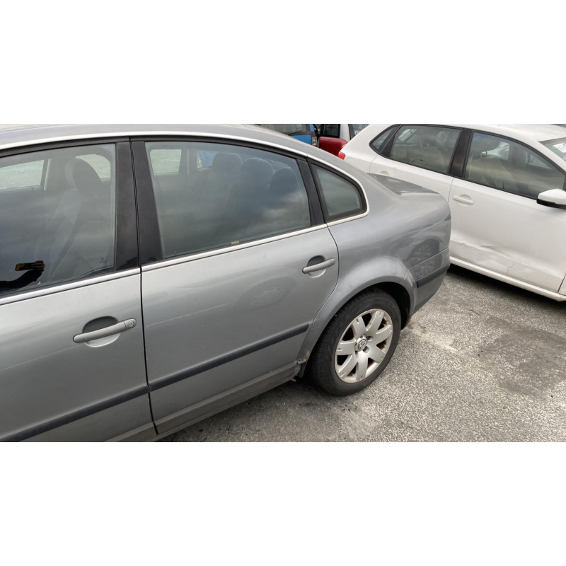 Serrure avant droit VOLKSWAGEN PASSAT 4 Photo n°18