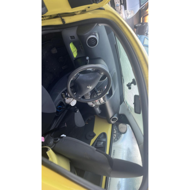 Calculateur moteur PEUGEOT 107 Photo n°9