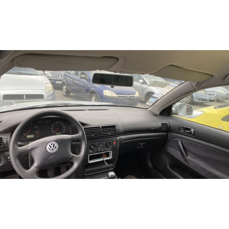 Retroviseur droit VOLKSWAGEN PASSAT 4 Photo n°6