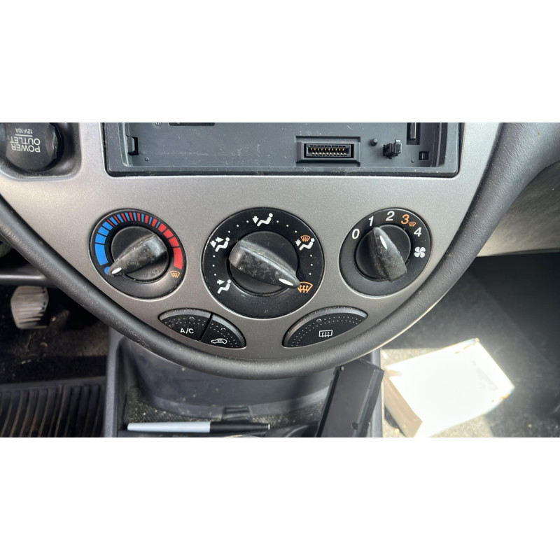 Leve vitre electrique avant droit FORD FOCUS 1 Photo n°11