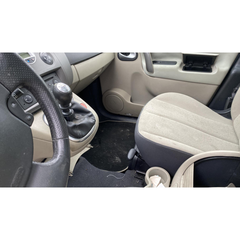 Compteur RENAULT GRAND SCENIC 2 Photo n°8