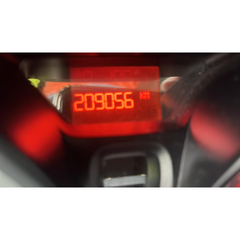 Attache ceinture avant gauche FORD FIESTA 6 Photo n°6