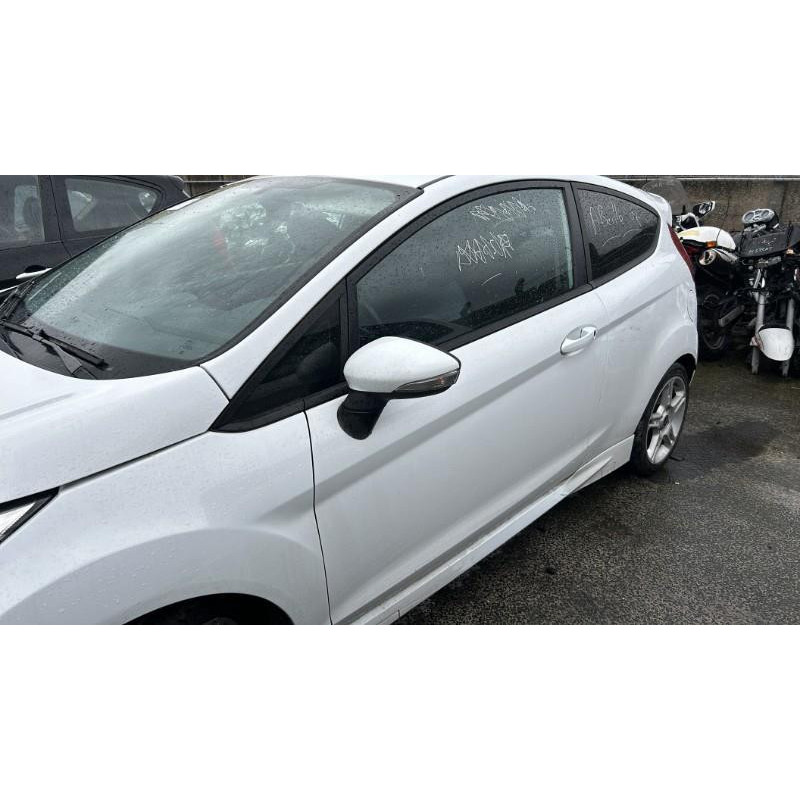 Attache ceinture avant gauche FORD FIESTA 6 Photo n°14