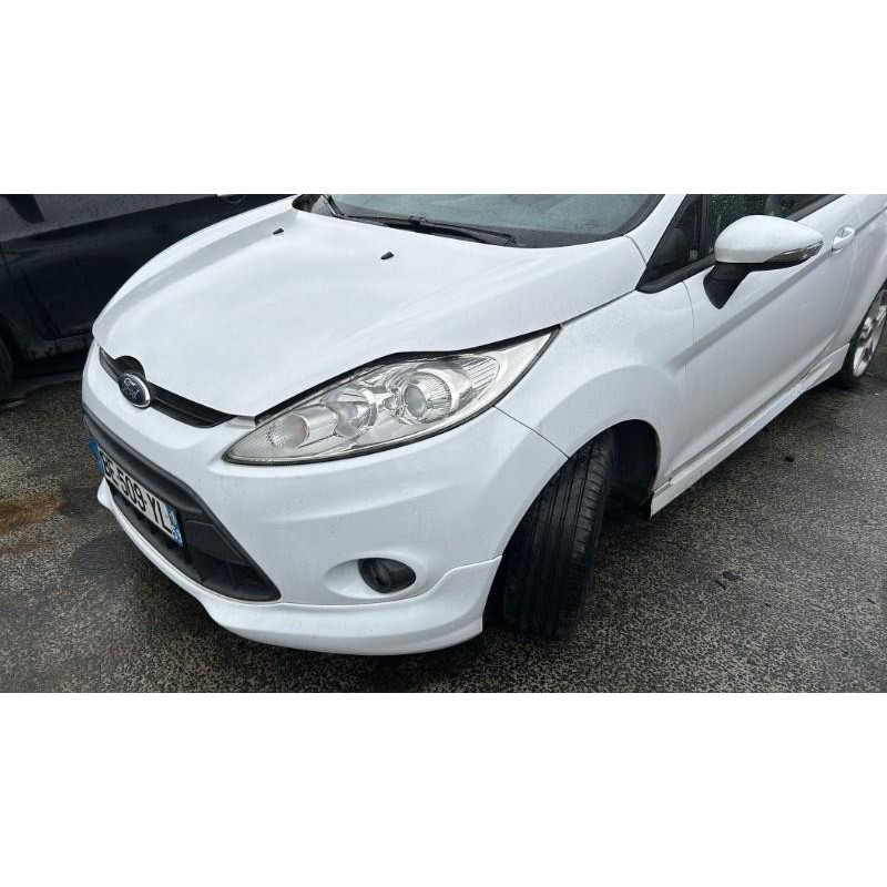 Attache ceinture avant gauche FORD FIESTA 6 Photo n°15