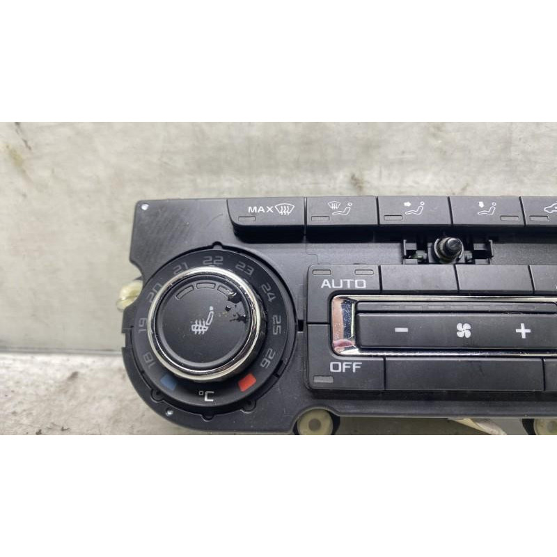 Commande chauffage SKODA SUPERB 2 Photo n°5
