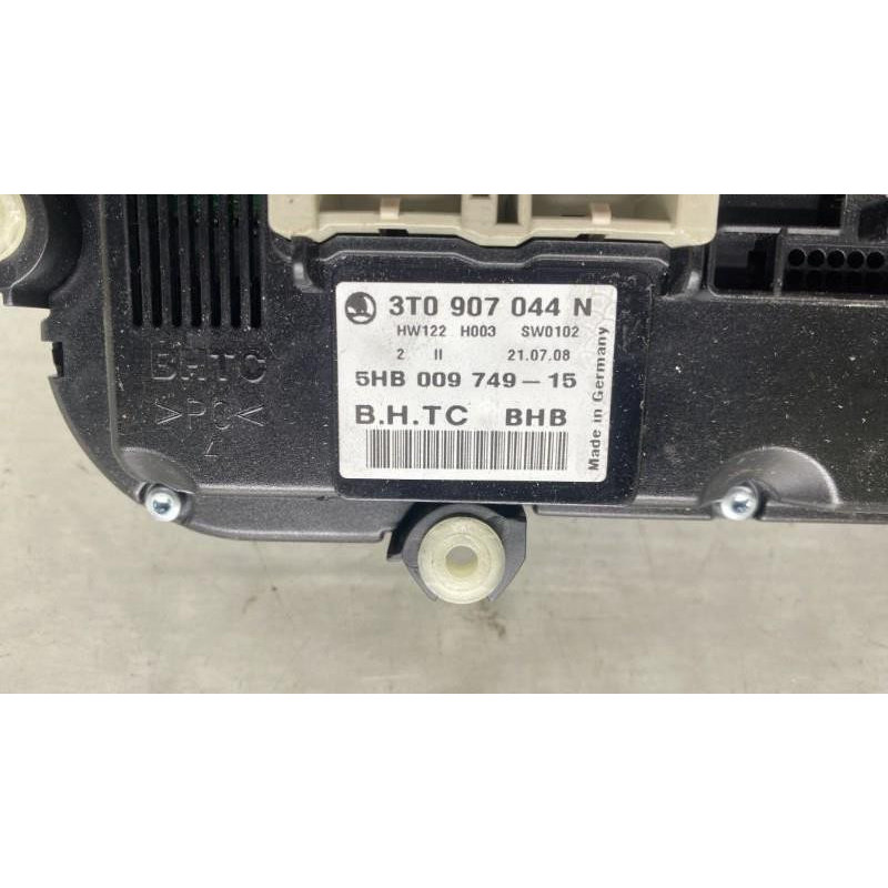 Commande chauffage SKODA SUPERB 2 Photo n°6