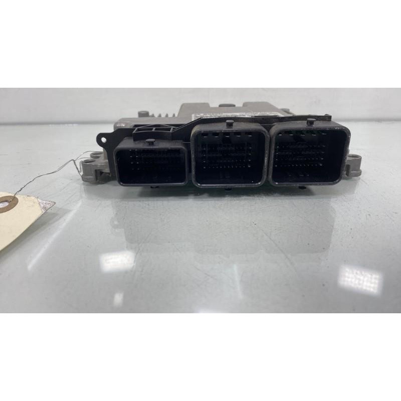 Calculateur moteur CITROEN C3 2 Photo n°2
