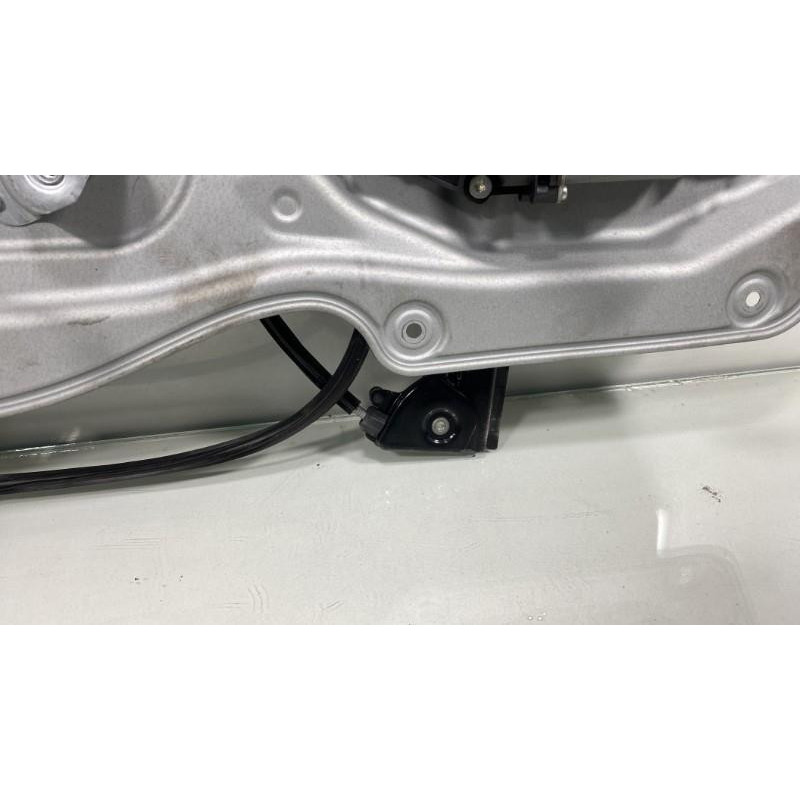 Leve vitre electrique avant droit VOLKSWAGEN TOURAN 1 Photo n°5