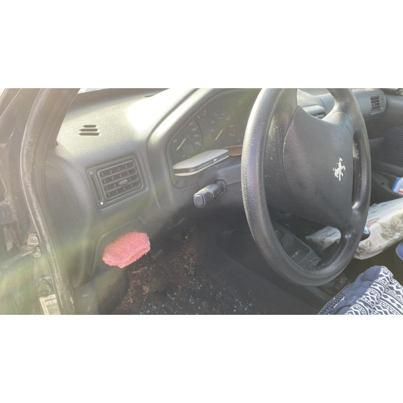 Boite de vitesses PEUGEOT 106 Photo n°6