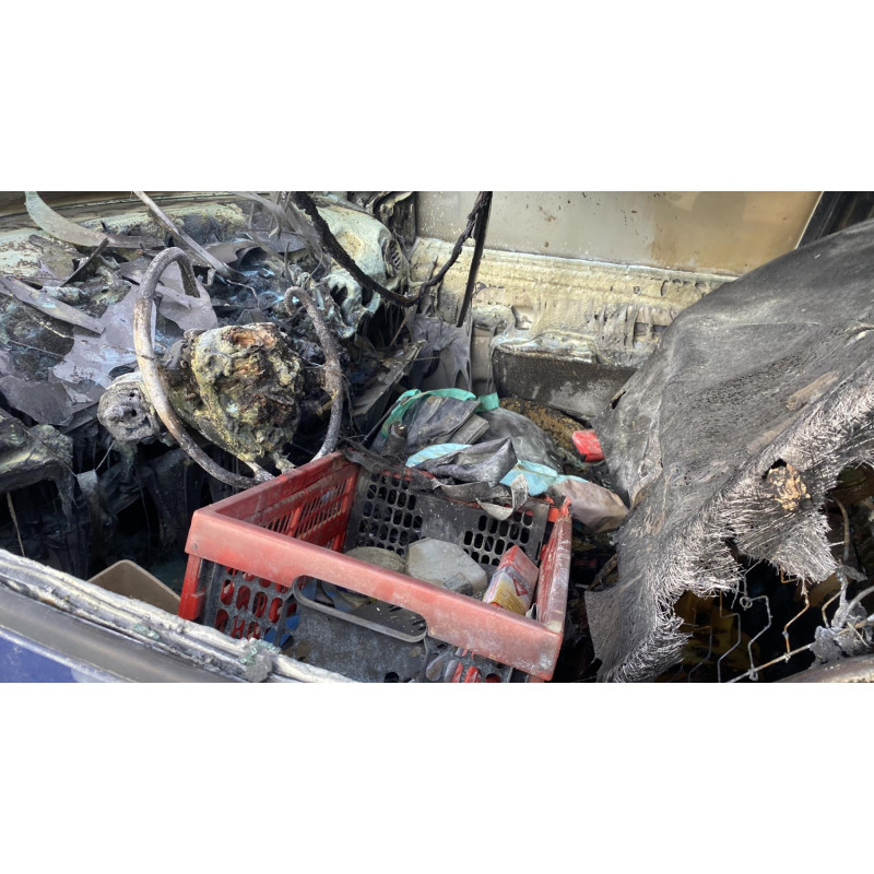 Malle/Hayon arriere RENAULT CLIO 3 Photo n°20