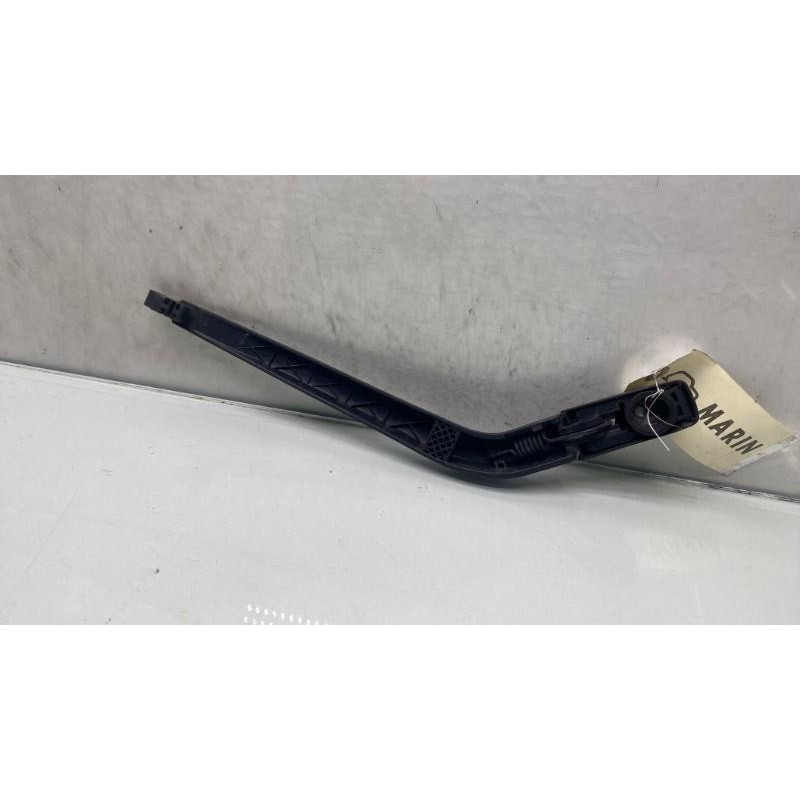 Bras essuie glace arriere TOYOTA AURIS 1 Photo n°4