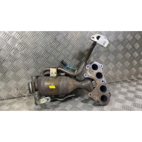 Catalyseur (echappement) TOYOTA YARIS 3 Photo n°1