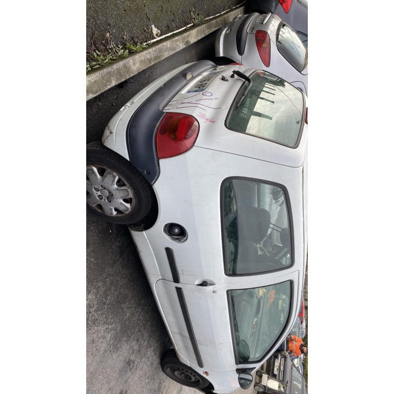 Pare choc avant RENAULT TWINGO 1 Photo n°11