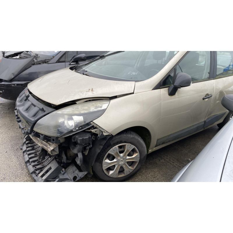 Feu arriere secondaire droit (feux) RENAULT SCENIC 3 Photo n°4