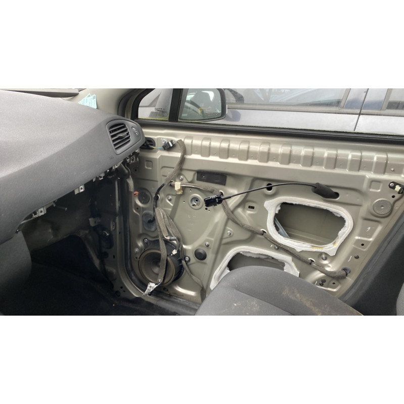 Feu arriere secondaire droit (feux) RENAULT SCENIC 3 Photo n°13