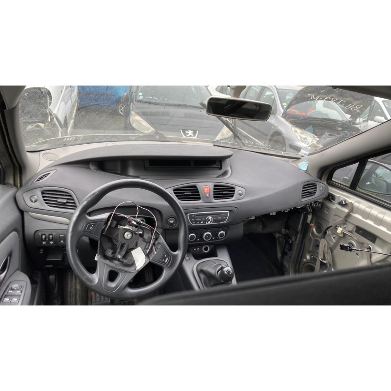 Feu arriere secondaire droit (feux) RENAULT SCENIC 3 Photo n°17