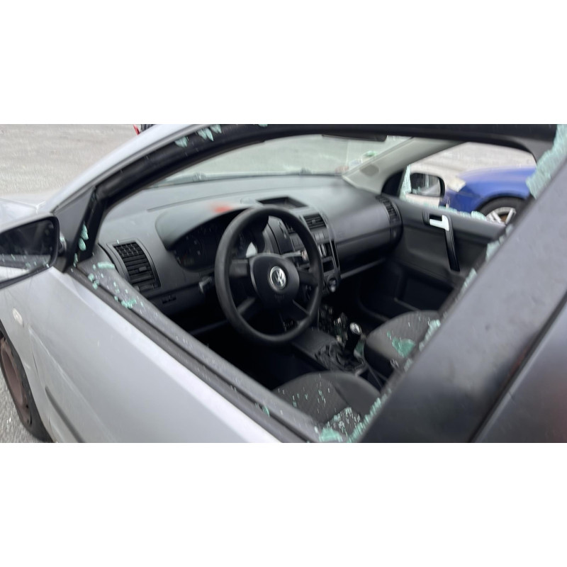 Serrure avant droit VOLKSWAGEN POLO 4 Photo n°6